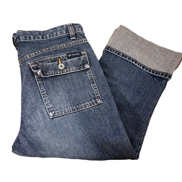 Columbia ~ Denim Capris ~ wide cuff ~ size 8 - Picture 3 of 10